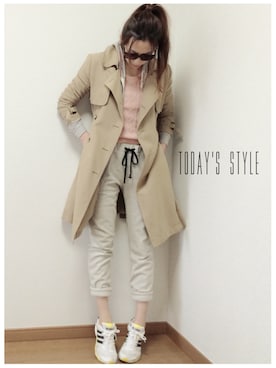「スウエットパンツ」｜「アイテム（トレンチコート）」を使った、ayaさん（レディース・160cm）の春コーディネート