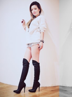 Evonne Nさんのコーディネート