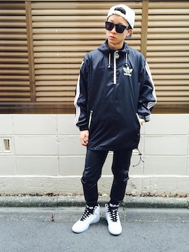 「ナイロンパーカー」｜「アイテム（カバーオール）」を使った、atsuki052さん（メンズ・165cm）の春コーディネート