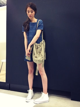 「SEE BY CHLOE（シーバイクロエ）のアイテム（ワンピース/ドレス）」を使った、秦麻里子さん（レディース・170cm）の春コーディネート