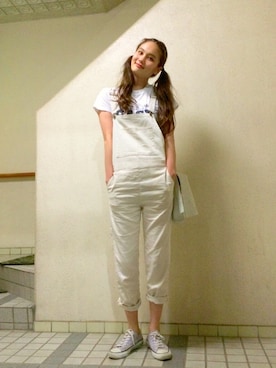 「Banner Barrett（バナーバレット）のアイテム（サロペット/オーバーオール）」を使った、秦麻里子さん（レディース・170cm）の夏コーディネート