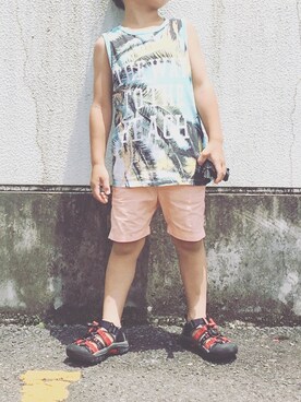 「SEVENDAYS=SUNDAY（セブンデイズサンデイ）のアイテム（サンダル）」を使った、momox-xomさん（キッズ・100cm）の夏コーディネート