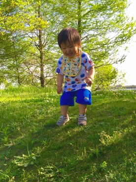 「RCWB（アールシーダブリュービー）のアイテム（パンツ）」を使った、HARURUさん（キッズ・80cm）の春コーディネート