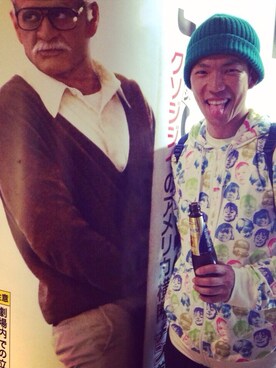 「STUSSY（ステューシー）のアイテム（ポンチョ）」を使った、zenichirou さん（メンズ・170cm）の春コーディネート