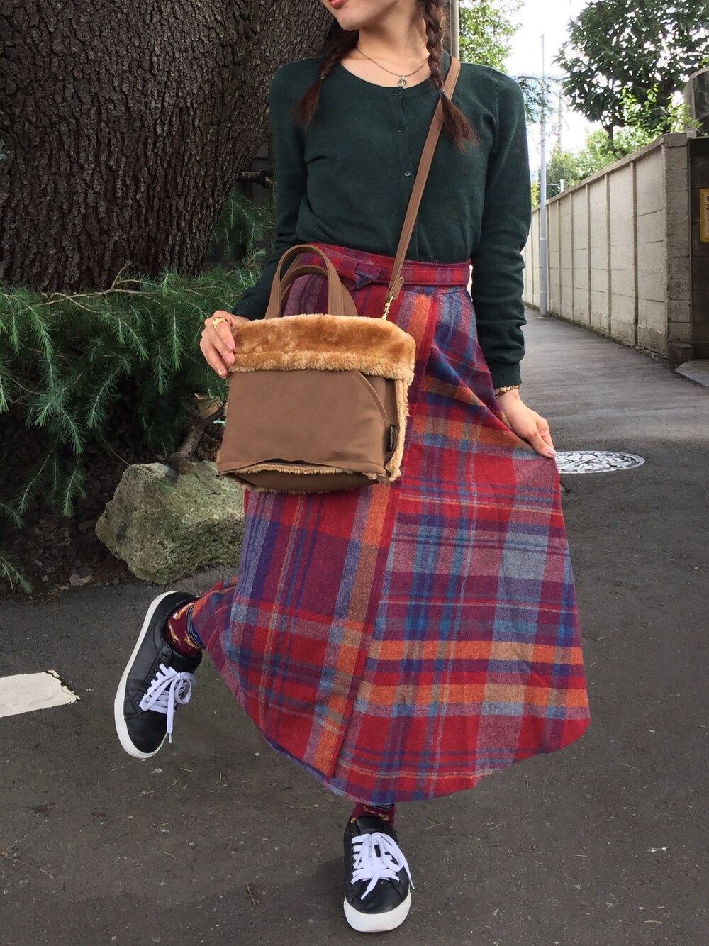 「秋のコーデ、ROOTOTE、GU、古着、トートバッグ」｜「ROOTOTEのアイテム（トートバッグ、ブラウン系）」を使った、mana*さん（レディース・145cm）の秋コーディネートの1枚目の写真