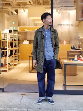 「カーキアウター」｜「アイテム（ステンカラーコート）」を使った、matsu_no_motoさん（メンズ・176cm）の秋コーディネート