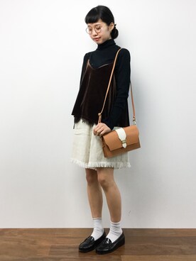 Instagram木下優樹菜さん着用アイテム 裾レースベロアキャミブラウスを使った人気ファッションコーディネート Wear