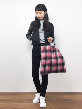 「unrelaxing（アンリラクシング）のアイテム（ブルゾン）」を使った、hinaさん（レディース・163cm）の秋コーディネート