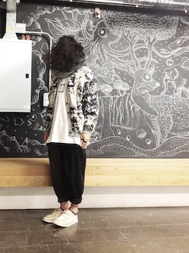 「イラスト」｜「アイテム（その他アウター）」を使った、higeさん（メンズ・165cm）の秋コーディネート