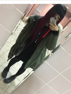 「Vivienne Westwood（ヴィヴィアンウエストウッド）のVivienne Westwood Silver Tiny Orb Pendant Necklace（ネックレス、シルバー系）」を使った、ひ みさん（レディース・160cm）の冬コーディネート