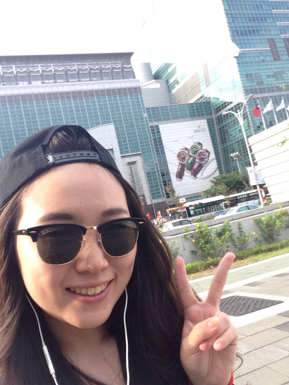 「stussy、MARC BY MARC JACOBS、ray ban、stüssy」｜「Ray-BanのClubMaster（サングラス、ブラック系）」を使った、Cherry Cäcilieさん（レディース・31cm）の夏コーディネートの1枚目の写真