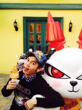 「CHRISTIAN AUDIGIER（クリスチャンオードジェー）のアイテム（キャップ、ブルー系）」を使った、陳奇さん（メンズ・170cm）の夏コーディネート