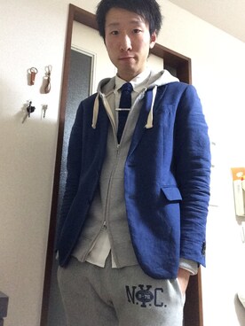 「Paul Smith（ポールスミス）のアイテム（ネクタイピン）」を使った、Morrisさん（メンズ・180cm）の冬コーディネート