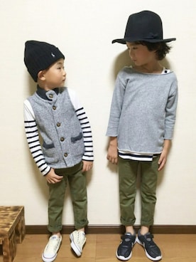 「FITH（フィス）のアイテム（ベスト）」を使った、nati+genさん（キッズ・123cm）の秋コーディネート