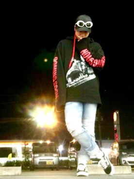 「VETEMENTS（ヴェトモン）のアイテム（パーカー、ブラック系）」を使った、S,hunさん（メンズ・170cm）の冬コーディネート