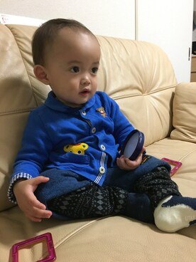 「MIKI HOUSE（ミキハウス）のアイテム（カーディガン/ボレロ）」を使った、keisukeさん（キッズ・80cm）の秋コーディネート