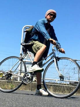 「アイテム（メッセンジャーバッグ、グリーン系）」を使った、*shu*さん（メンズ・171cm）の春コーディネート