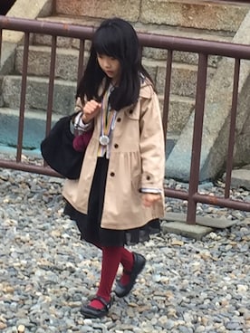 「combimini（コンビミニ）のアイテム（カーディガン/ボレロ）」を使った、yoyoさん（キッズ・120cm）の秋コーディネート
