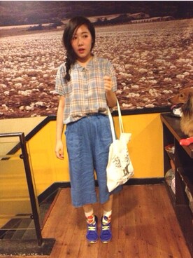 「niko and...（ニコアンド）の襯衫（シャツ/ブラウス、ブルー系）」を使った、楊以珩 Zoey Yangさん（レディース・163cm）の春コーディネート