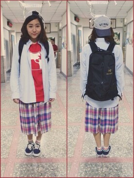 「VANS（バンズ）のアイテム（その他シューズ、ブルー系）」を使った、楊以珩 Zoey Yangさん（レディース・163cm）の春コーディネート