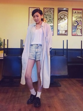 「Dr. Martens（ドクターマーチン）のdr.martens 1461（その他シューズ、ブラック系）」を使った、楊以珩 Zoey Yangさん（レディース・163cm）の夏コーディネート
