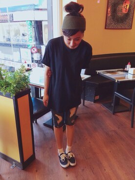 「VANS（バンズ）のアイテム（その他シューズ、ブルー系）」を使った、楊以珩 Zoey Yangさん（レディース・163cm）の夏コーディネート
