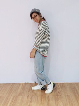 「FRAPBOIS（フラボア）のアイテム（スニーカー、ホワイト系）」を使った、楊以珩 Zoey Yangさん（レディース・163cm）の夏コーディネート