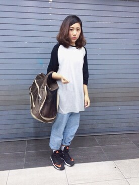 「NIKE（ナイキ）のアイテム（スニーカー、ブラック系）」を使った、楊以珩 Zoey Yangさん（レディース・163cm）の夏コーディネート