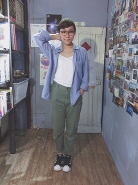 「adidas（アディダス）のアイテム（スニーカー、ブラック系）」を使った、楊以珩 Zoey Yangさん（レディース・163cm）の秋コーディネート