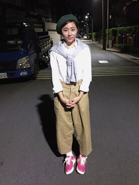 「NIKE（ナイキ）のアイテム（スニーカー、ピンク系）」を使った、楊以珩 Zoey Yangさん（レディース・163cm）の秋コーディネート