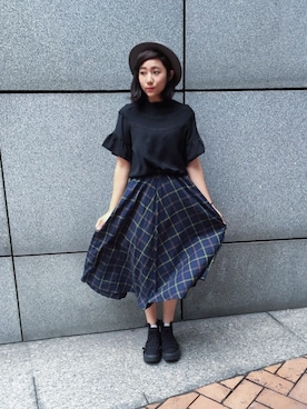 「BellyButton（ベリーボタン）のアイテム（その他シューズ、ブラック系）」を使った、楊以珩 Zoey Yangさん（レディース・163cm）の秋コーディネート