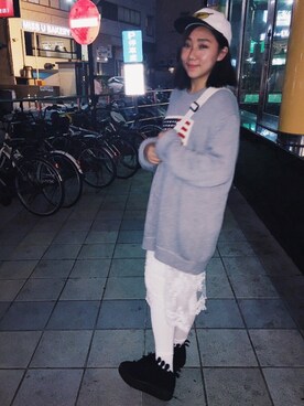 「NIKE（ナイキ）のアイテム（キャップ、ホワイト系）」を使った、楊以珩 Zoey Yangさん（レディース・163cm）の冬コーディネート