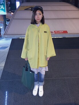 「Carhartt（カーハート）のアイテム（キャップ、ブルー系）」を使った、楊以珩 Zoey Yangさん（レディース・163cm）の冬コーディネート