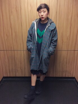 「BellyButton（ベリーボタン）のアイテム（その他シューズ、ブラック系）」を使った、楊以珩 Zoey Yangさん（レディース・163cm）の冬コーディネート