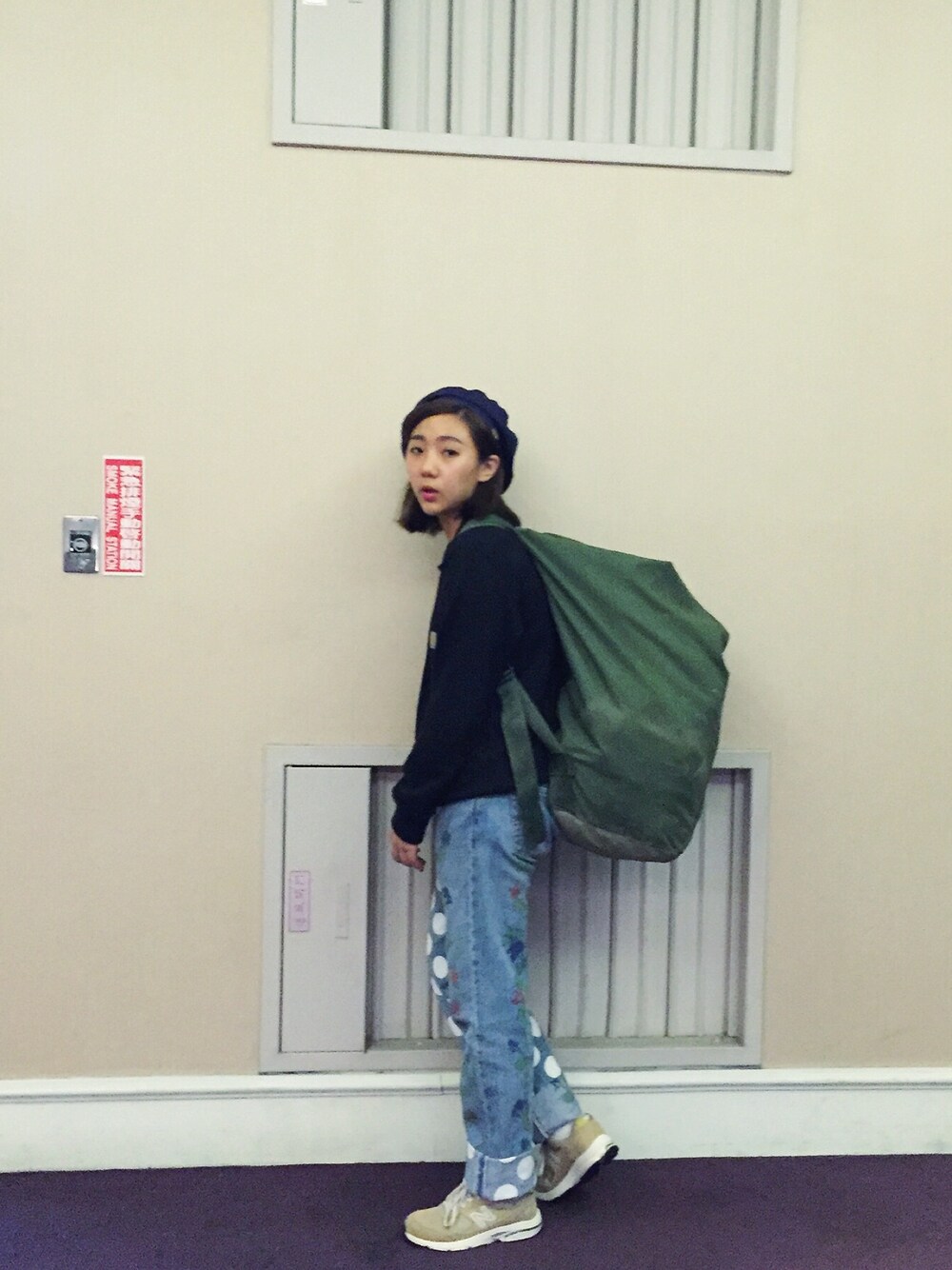 「ootd、NEIGHBORHOOD、used、military、Levi's、HOUSE OF HOLLAND、New Balance」｜「NEIGHBORHOODのアイテム（ハンチング/ベレー帽、ブルー系）」を使った、楊以珩 Zoey Yangさん（レディース・163cm）の秋コーディネートの1枚目の写真