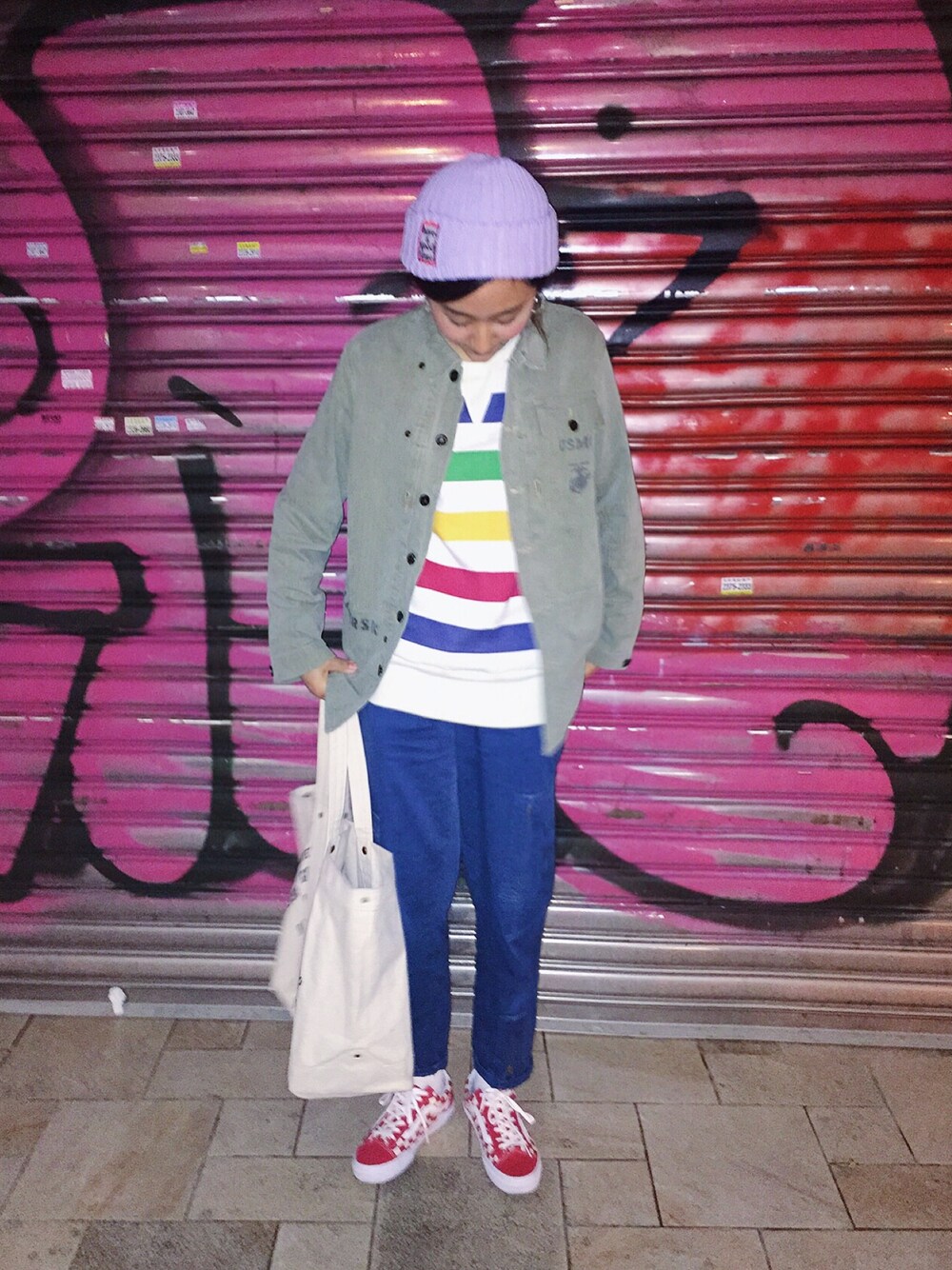 「ootd、have a good time、go slow caravan、military」｜「Have a good timeのアイテム（ニットキャップ/ビーニー、パープル系）」を使った、楊以珩 Zoey Yangさん（レディース・163cm）の冬コーディネートの1枚目の写真