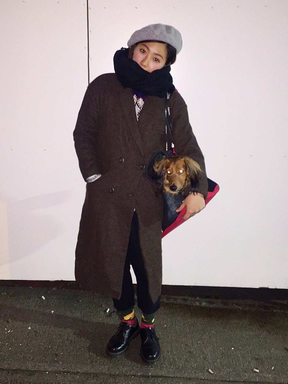 「snidel、Dr.Martens、ootd」｜「SNIDELのアイテム（ハンチング/ベレー帽、グレー系）」を使った、楊以珩 Zoey Yangさん（レディース・163cm）の春コーディネートの1枚目の写真
