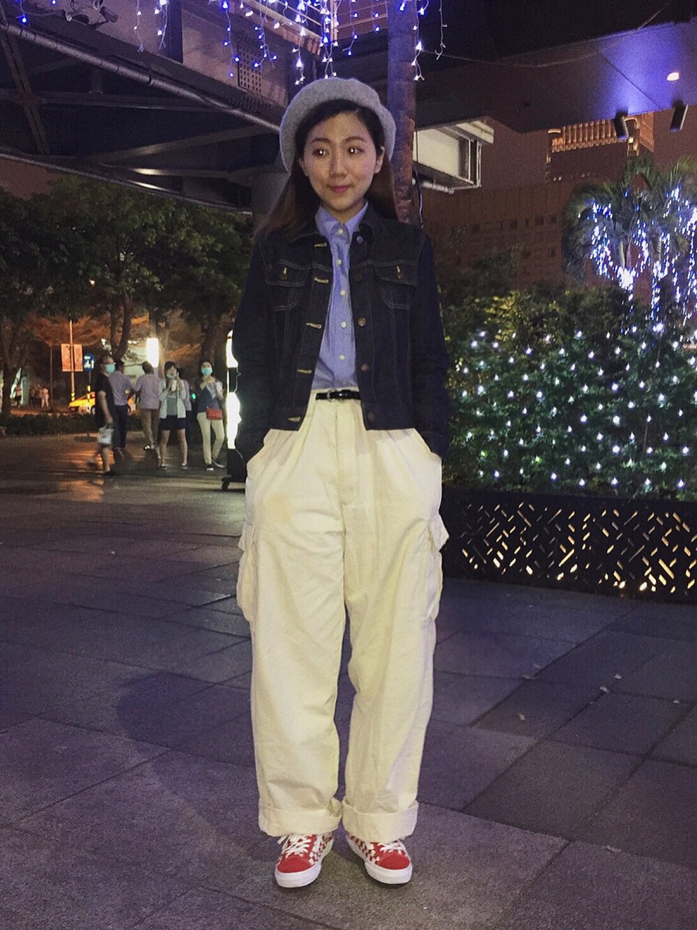 「snidel、MUJI、VANS、oldskool」｜「SNIDELのアイテム（ハンチング/ベレー帽、グレー系）」を使った、楊以珩 Zoey Yangさん（レディース・163cm）の春コーディネートの1枚目の写真