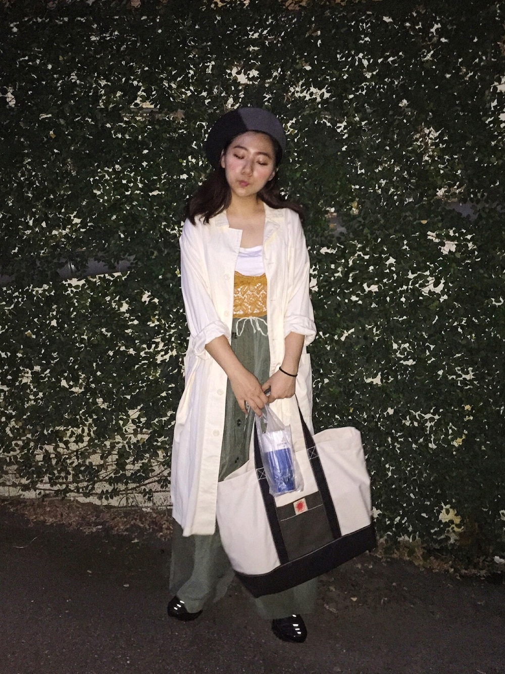 「Rebuild by Needles、air max plus、pacifictotecompany」｜「w closetの綿麻ショップコート（その他アウター、グレー系）」を使った、楊以珩 Zoey Yangさん（レディース・163cm）の夏コーディネートの1枚目の写真