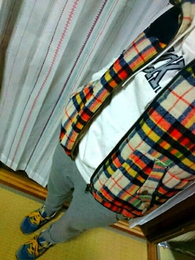 「アイテム（ダウンベスト、その他）」を使った、奈津見さん（レディース・157cm）の冬コーディネート