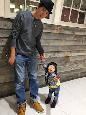 「combimini（コンビミニ）のアイテム（カーディガン/ボレロ）」を使った、麦さん（キッズ・80cm）の冬コーディネート