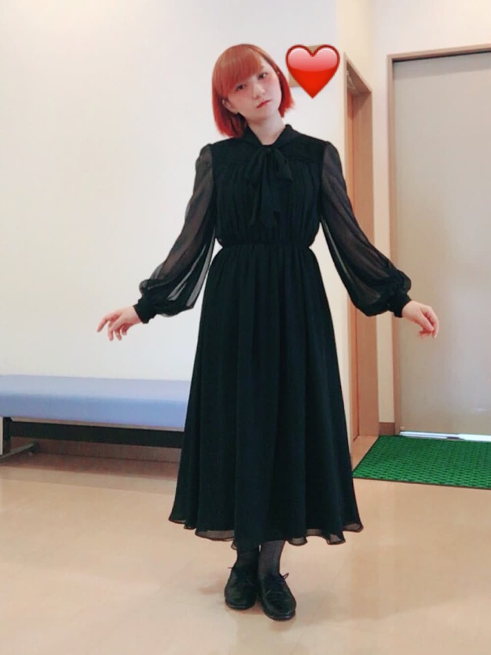「古着、used、ワンピース、お葬式、black、ストッキング、鹿児島、お母さんのお下がり、女の子、かわいい」｜「usedのアイテム（ワンピース、ブラック系）」を使った、マさん（レディース・154cm）の秋コーディネートの1枚目の写真
