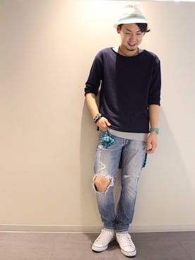 「チェックシャツ」｜「アイテム（タンクトップ）」を使った、HIRO@美容師さん（メンズ・170cm・20代）の春コーディネート