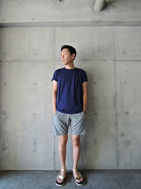 「アイテム（バングル/リストバンド、イエロー系）」を使った、ReTrickさん（メンズ・170cm）の夏コーディネート