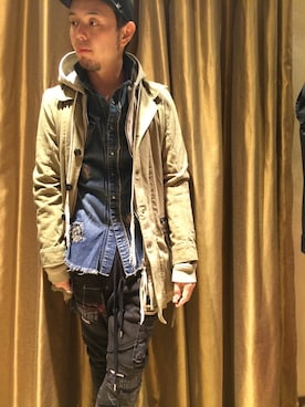 「KMRii（ケムリ）のアイテム（ミリタリージャケット）」を使った、Koutaro Makitaさん（メンズ・168cm）の冬コーディネート