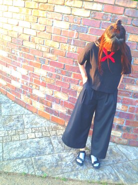 「GU（ジーユー）のアイテム（トップス、ブラック系）」を使った、まさん（レディース・153cm）の春コーディネート