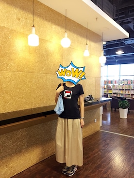 「FILA（フィラ）のアイテム（Tシャツ/カットソー、その他）」を使った、Tianさん（レディース・164cm）の秋コーディネート