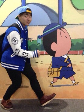 「AAPE BY A BATHING APE（エーエイプバイアベイシングエイプ）のアイテム（ノーカラージャケット）」を使った、史斌さん（メンズ・165cm）の春コーディネート