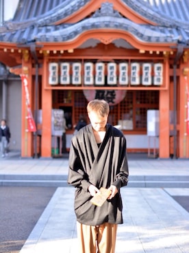 「アイテム（財布/小物、ゴールド系）」を使った、トヲルさん（メンズ・180cm）の秋コーディネート