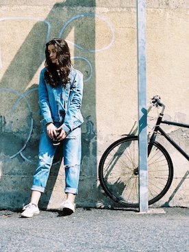 「CONVERSE（コンバース）の【CONVERSE/コンバース】CANVAS ALLSTAR J OX:オールスターローカット（スニーカー、ホワイト系）」を使った、かさん（レディース・162cm）の冬コーディネート